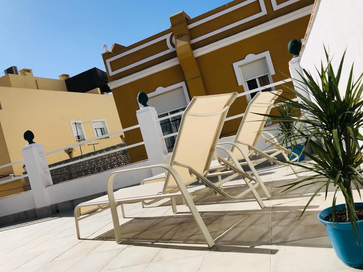 Malaga Beach House, 2 City Bikes, 2 Children'S Bikes, Wifi, Big Terrace, Bbq, Family, Childfriendly Extérieur photo