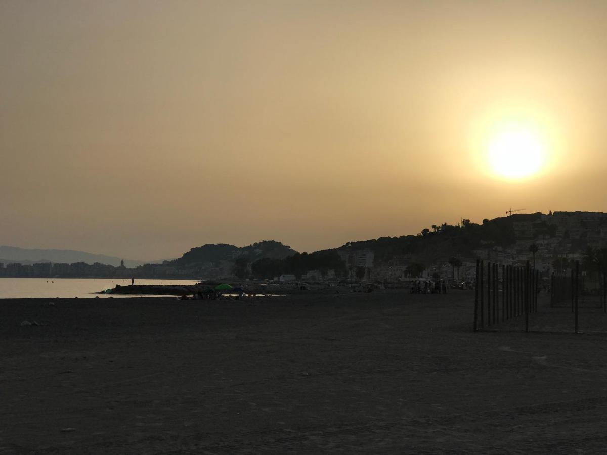 Malaga Beach House, 2 City Bikes, 2 Children'S Bikes, Wifi, Big Terrace, Bbq, Family, Childfriendly Extérieur photo